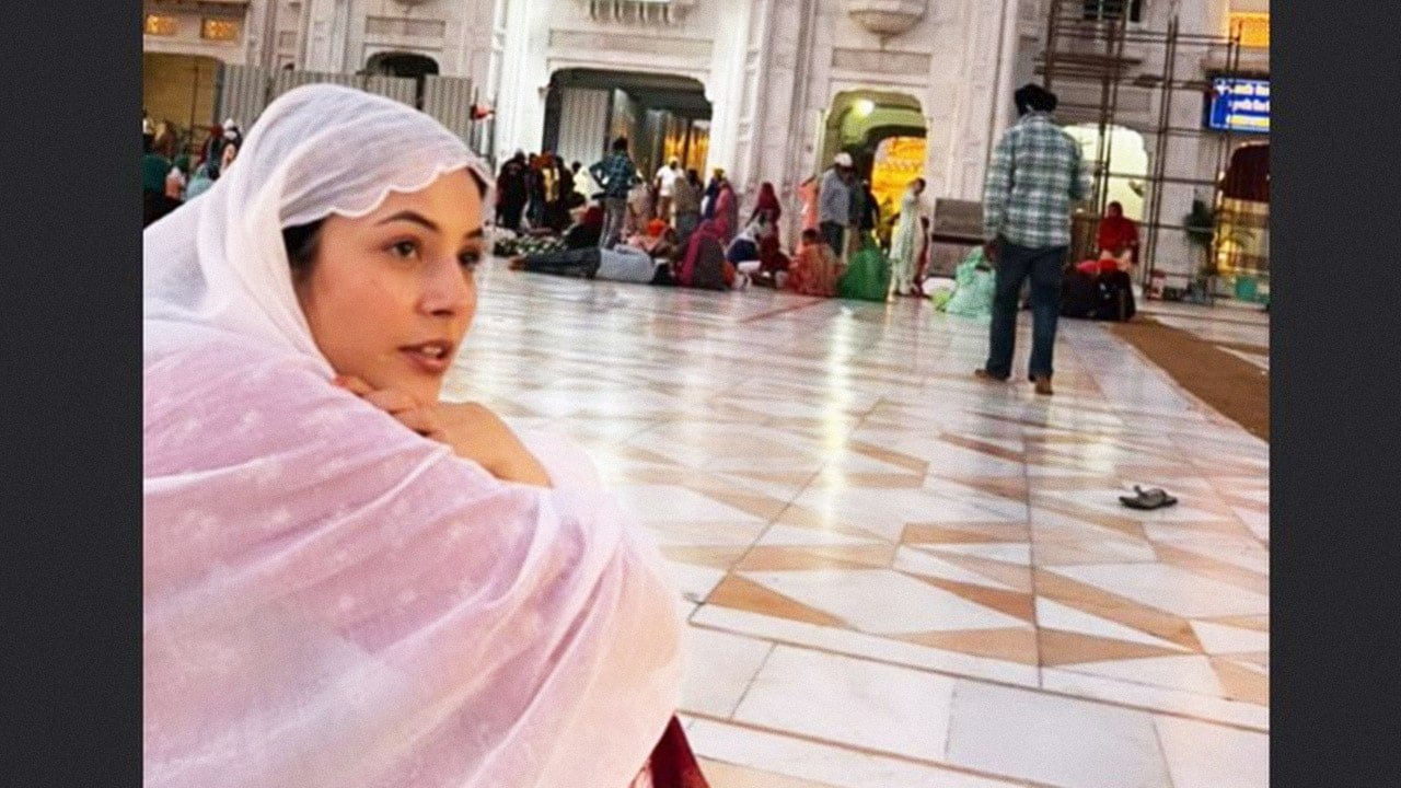 Actress Shehnaaz Gill Visit To The Golden Temple