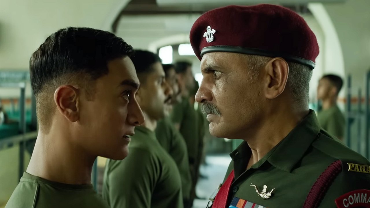 Aamir Khan To Become A Soldier Clip